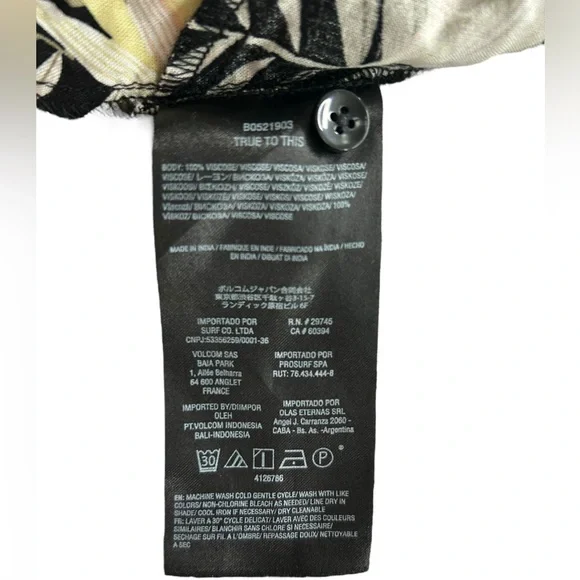 Volcom Gen Wow black floral cropped tank - Picture 7 of 11